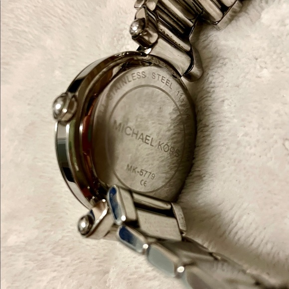 Michael Kors Parker Swarovski Silver Watch - Picture 4 of 5